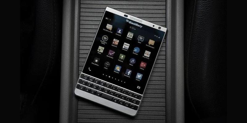 tam-dan-cuong-luc-blackberry-passport